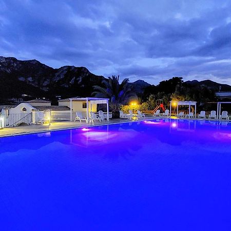 Hotel カルデードゥ エクステリア 写真